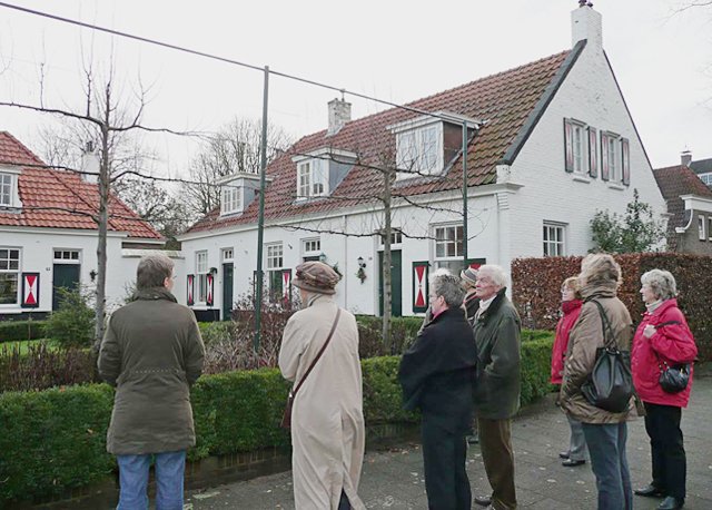 rondleidingdoorhettuindorp.jpg